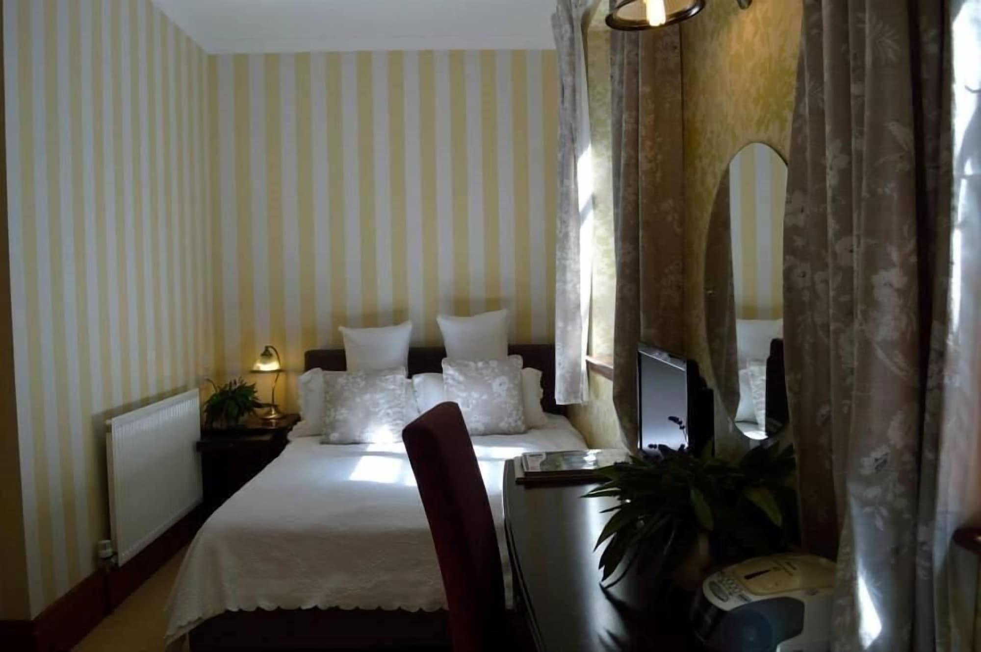 Craigdarroch Hotel Foyers Kültér fotó